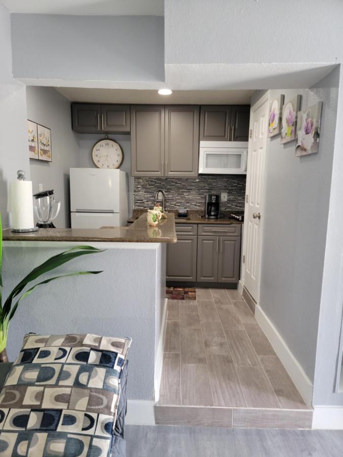 Habitacion Privada Cerca De Todo 坦帕 外观 照片